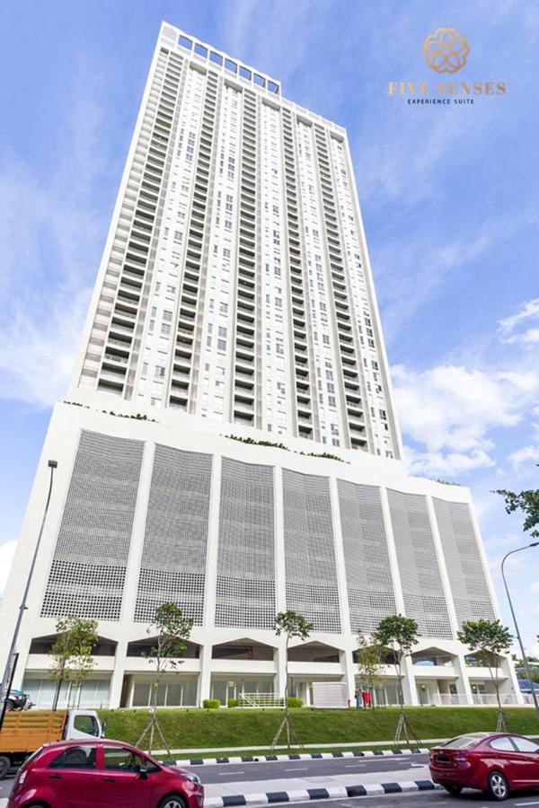 Una Residences, Sunway Velocity By Five Senses Kuala Lumpur Exterior foto